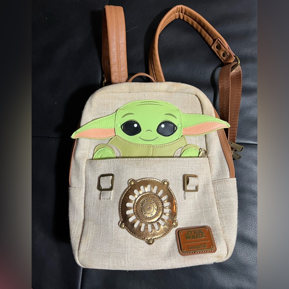 SOLD Star Wars Loungefly Grogu The Mandalorian Mini Backpack from Disney Parks - Picture 3 of 7